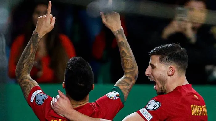 Trận đấu hấp dẫn tại giải Mỹ Major League Soccer giữa hai đội bóng mạnh là Mỹ và Bồ Đào Nha sẽ diễn ra vào lúc 6h ngày 1/4 với thế trận cởi mở.