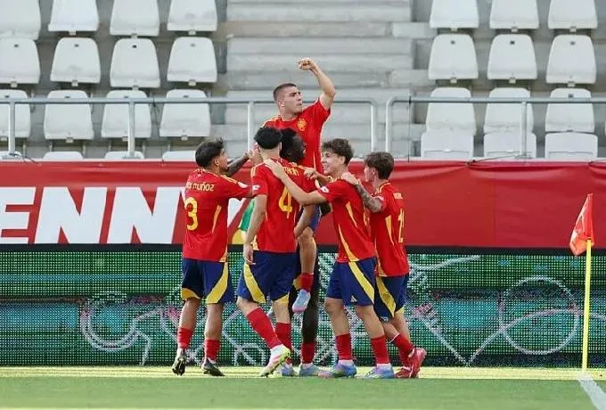 Trận đấu hấp dẫn tại giải U19 châu Âu: U19 Bulgaria đối đầu U19 Tây Ban Nha vào lúc 19h45 ngày 31/3