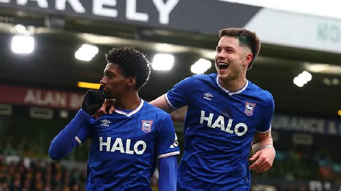 Trận đấu hấp dẫn giữa Portsmouth và Ipswich Town tại giải hạng Nhất Anh, 02h00 ngày 15/4: Liệu có cơ hội để Ipswich đòi nợ thành công?