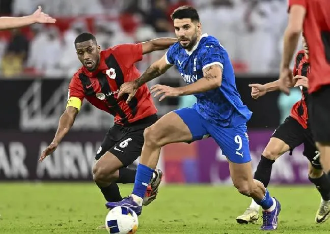 Trận đấu hấp dẫn tại giải VĐQG Arab Saudi: Al-Kholood đối đầu Al-Fayha vào lúc 1h00 ngày 1/5, liệu chủ nhà có thể vượt qua thử thách?