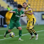 Trận chiến tranh vị trí tại bảng xếp hạng: Botev Plovdiv đối đầu Lokomotiv Plovdiv tại giải VĐQG Bulgaria vào lúc 0h30 ngày 9/4