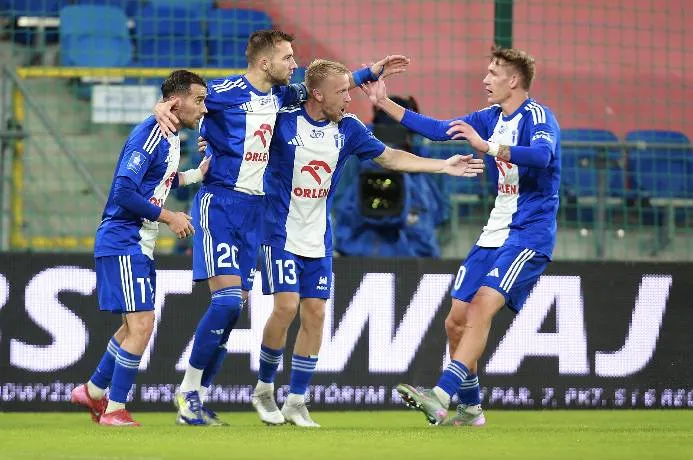 Nhận định, soi kèo Bruk Bet Termalica Nieciecza vs Wisla Plock, 17h15 ngày 19/4: Tân binh ấn tượng