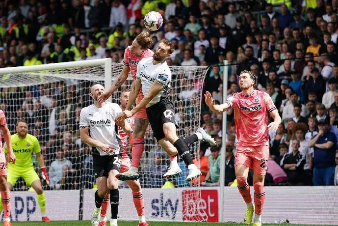 Trận chiến tranh giành suất dự play-off: Derby County đối đầu Stoke City tại giải Hạng Nhất Anh vào lúc 21h00 ngày 6/4