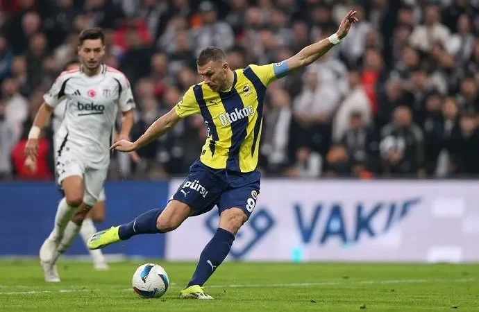 Trận chiến kinh điển tại Thổ Nhĩ Kỳ: Fenerbahce đối đầu Besiktas vào lúc 0h00 ngày 6/4, cả hai đều khao khát chiến thắng