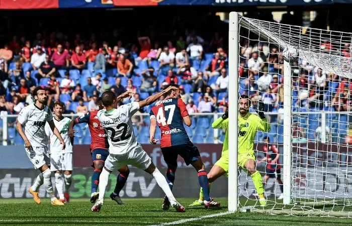 Genoa và Sassuolo tái đấu tại giải VĐQG Italia: Liệu đoàn quân HLV Alexander Blessin có thể giành lại niềm vui chiến thắng vào lúc 17h30 ngày 12/4