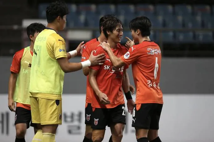Trận đấu hấp dẫn tại giải V-League: Jeju SK đối đầu Bucheon, 12h00 ngày 4/4