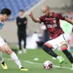 Trận đấu hấp dẫn tại giải VĐQG Nhật Bản: Kashima Antlers đối đầu Urawa Red Diamonds vào lúc 12h00 ngày 18/4, liệu Kashima Antlers có giữ vững ngôi đầu?
