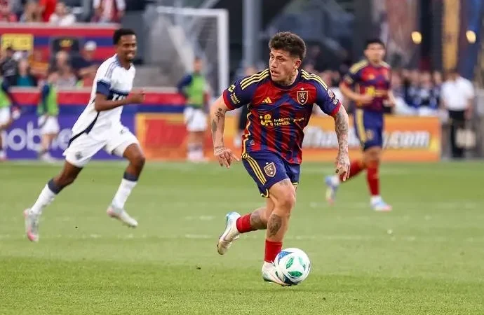 Trực tiếp LA Galaxy gặp Real Salt Lake tại giải MLS, 06h00 ngày 27/4: Liệu Galaxy có thể vượt qua thử thách