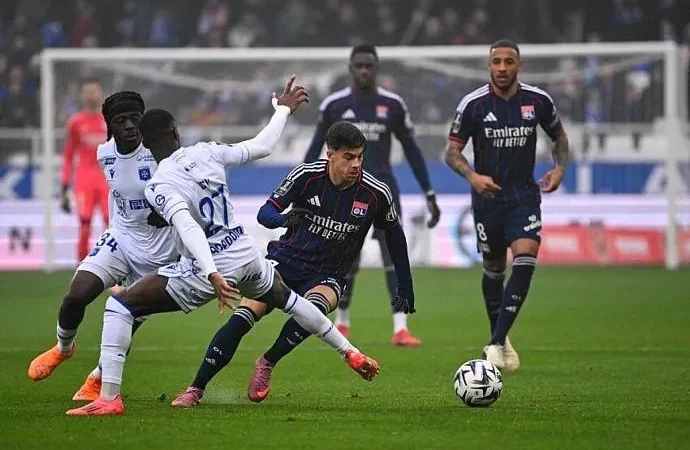 Trận đấu giữa Lyon và Auxerre tại giải VĐQG Pháp vào lúc 20h00 ngày 25/4: Sự chênh lệch đáng kể