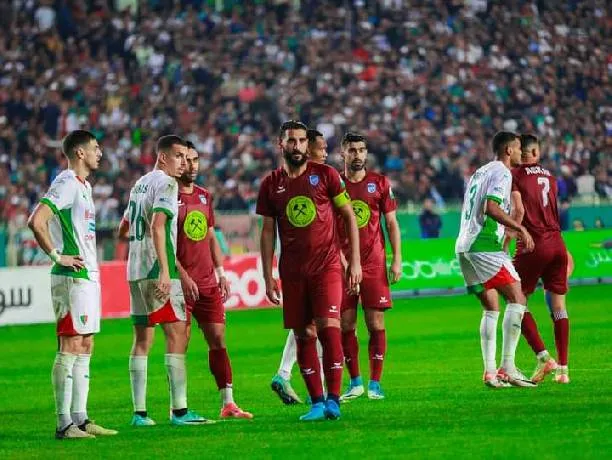 MC Alger và Olympique Akbou quyết chiến ở vòng đấu cuối, ai sẽ lên ngôi vô địch