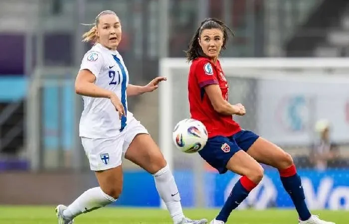 Nữ Na Uy và Nữ Slovenia quyết đấu tại giải vô địch bóng đá nữ, cuộc chiến khốc liệt vào lúc 23h00 ngày 14/4 để lấy lại phong độ.