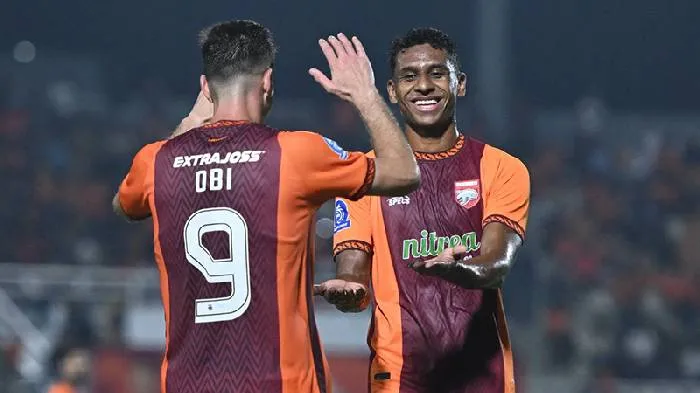 Trận đấu hấp dẫn tại giải VĐQG Indonesia: Persik Kediri đối đầu Borneo FC vào lúc 15h30 ngày 29/4, liệu họ có bảo vệ được thành quả của mình?
