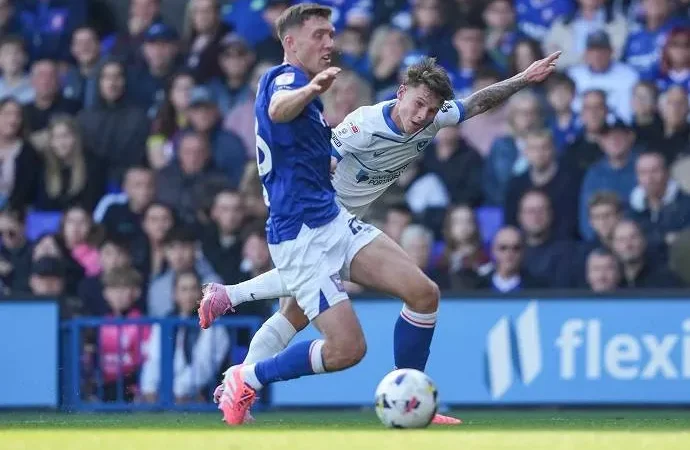 Trận đấu hấp dẫn tại giải hạng ba Anh: Portsmouth đối đầu Ipswich Town vào lúc 2h00 ngày 15/4, chủ nhà gặp thách thức lớn
