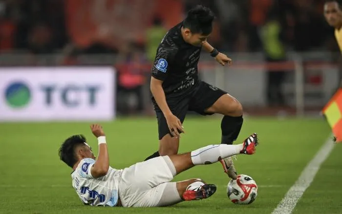 Trước giờ bóng lăn tại giải VĐQG Indonesia: PSIM Yogyakarta và Persija Jakarta, đội khách tự tin tiến sát ngôi đầu