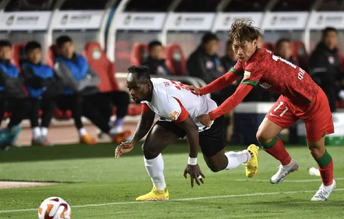 Nhận định, soi kèo Qingdao Hainiu vs Henan, 14h30 ngày 4/4: Không thấy ánh sáng