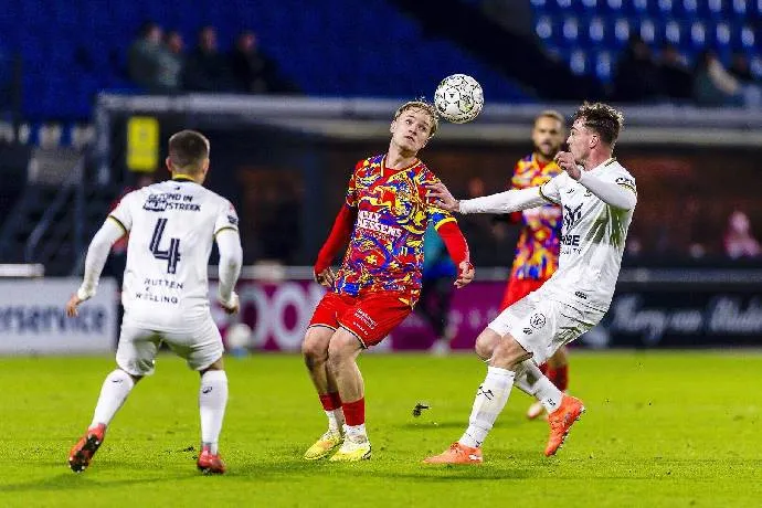 Roda JC đối đầu RKC Waalwijk lúc 23h45 ngày 28/4: Khách hàng thắng