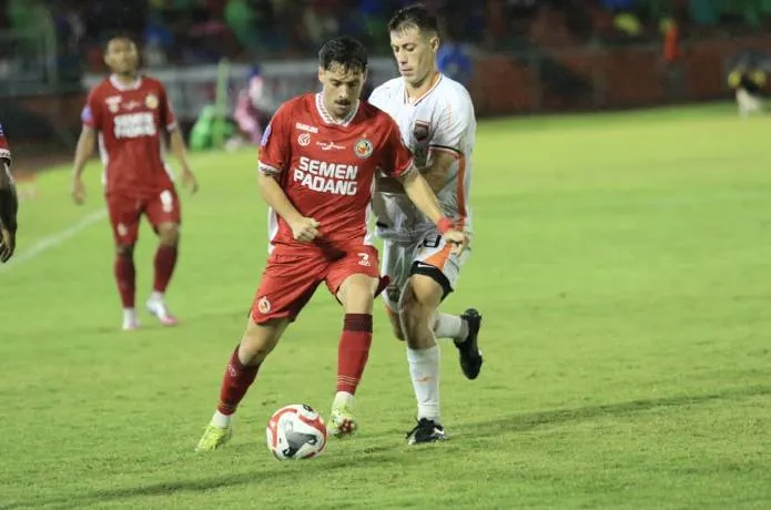 Trận cầu cân não tại giải VĐQG Indonesia: Semen Padang và Persijap Jepara liệu ai sẽ chiếm ưu thế vào lúc 15h30 ngày 20/4