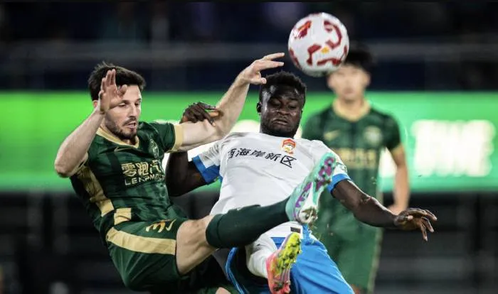 Trận đấu hấp dẫn tại giải vô địch Trung Quốc giữa Shanghai Shenhua và Qingdao Hainiu, 19h00 ngày 22/4: Cơn mưa bàn thắng