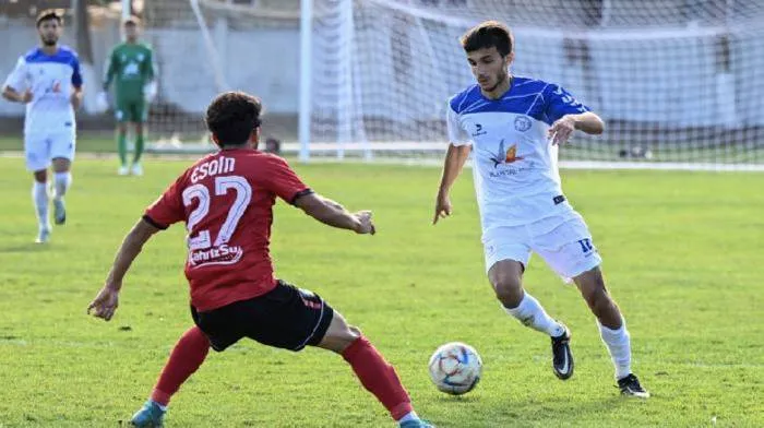 Trận cầu hứa hẹn nổ tung sân vận động khi Simal đối đầu Baku Sportinq tại giải đấu vào lúc 19h00 ngày 23/4