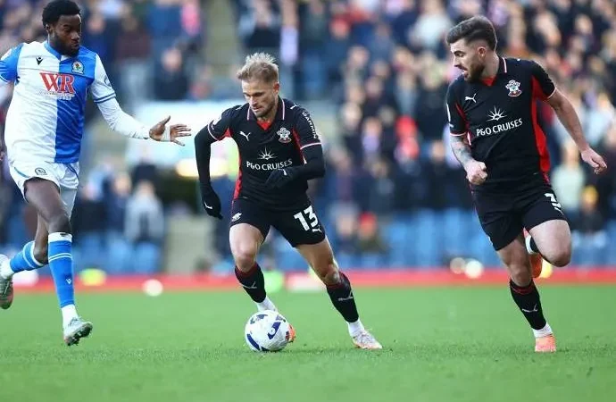 Soi kèo Southampton đấu với Blackburn lúc 2h00 ngày 15/4: Tiếp tục mạch chiến thắng