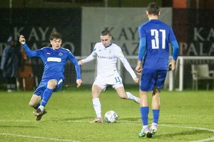 Trận đấu hấp dẫn tại giải VĐQG Georgia: Torpedo Kutaisi và Dinamo Tbilisi sẵn sàng cho cuộc đua cân não