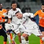 Trabzonspor và Istanbul Basaksehir quyết chiến cho vị trí á quân tại giải đấu vào lúc 00h00 ngày 20/4