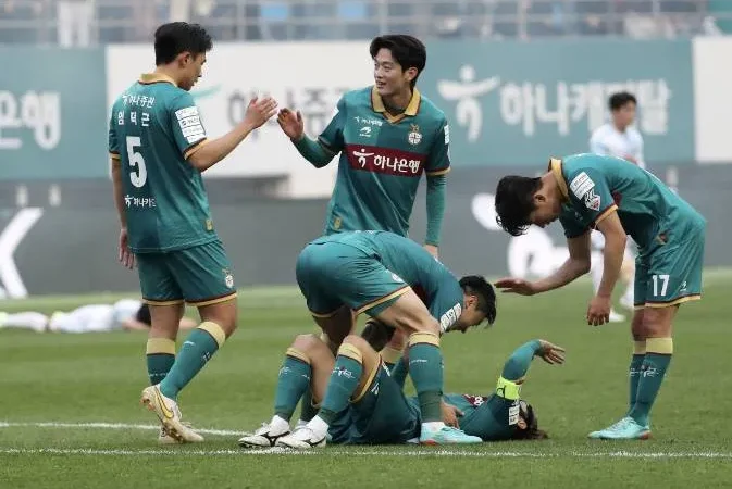 Nhận định, soi kèo Ulsan HD vs Daejeon Hana Citizen, 14h30 ngày 26/4: Thêm một lần đau