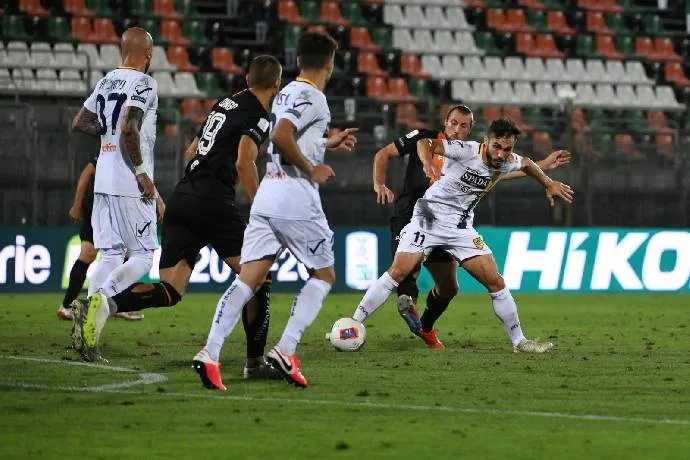 Nhận định, soi kèo Venezia vs Juve Stabia, 20h00 ngày 6/4: Khách gặp khó