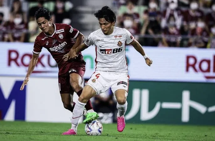 Trận cầu đỉnh cao Vissel Kobe và Nagoya Grampus tại giải VĐQG Nhật Bản: Cuộc chiến ngôi vị số 1