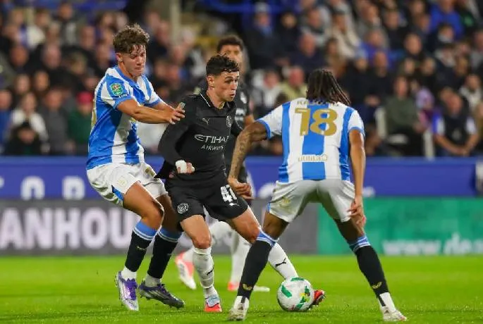 Trận đấu hấp dẫn tại giải Ngoại hạng Anh: Burnley đối đầu Man City vào lúc 02h00 ngày 23/04 – Cập nhật phân tích kèo góc chuyên sâu