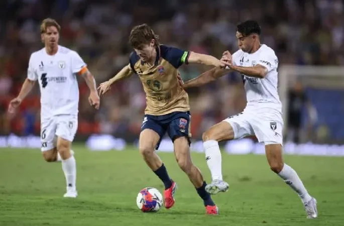 Soi kèo góc Macarthur vs Newcastle Jets, 15h35 ngày 02/04