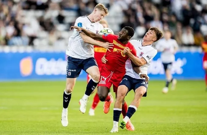 Soi kèo phạt góc giữa Nordsjaelland và Aarhus vào lúc 23h00 ngày 23/04