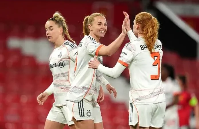 Soi kèo góc Nữ Bayern vs Nữ MU, 23h45 ngày 01/04