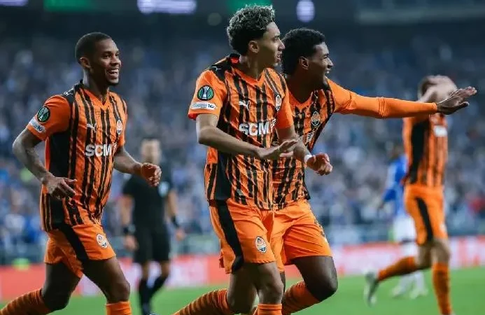 Nhận định kèo phạt góc Shakhtar Donetsk và AZ Alkmaar, 02h00 ngày 09/04
