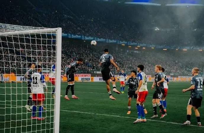 Nhận định, soi kèo Frankfurt vs Hamburg, 20h30 ngày 2/5: Khó cho khách